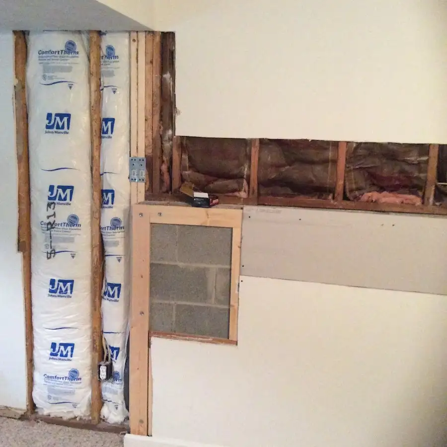 Wall insulation replacement during Structural Drying in Newark